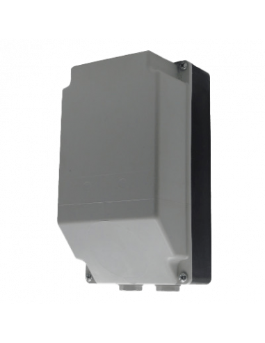 B52.00 Caja para Combinación de Tomas