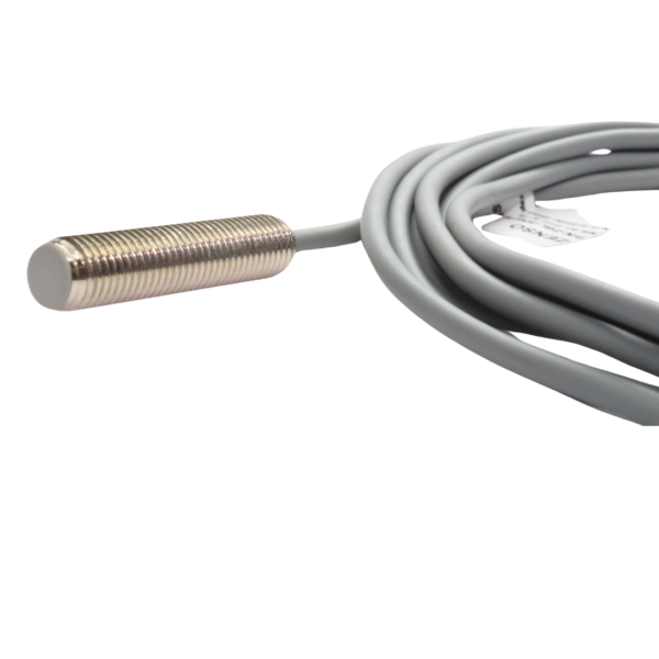 ZI8L3002NBS SENSOR IND. 8X2MM 10-30VCD NPN NC  RASO CORTO 30mm LARGO