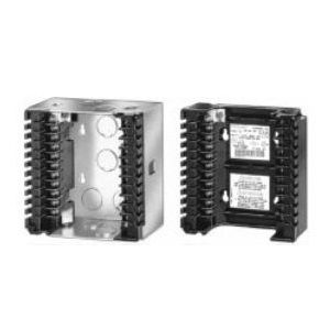 Q7800A1005 - BASE PLASTICA P/RM