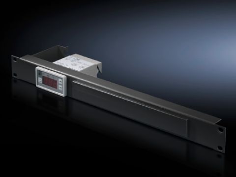 5302041 Indicador digital de temperatura y termostato integrado en un patch-panel de 1 UA